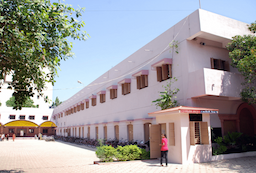 M.J.Kundaliya College Rajkot
