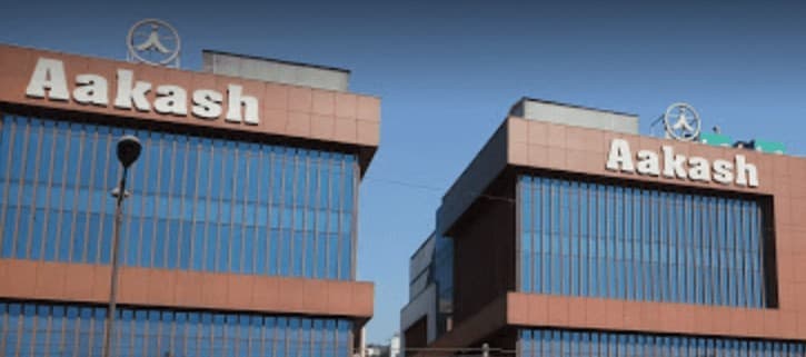 Aakash Institute Ahmedabad: Courses & Fees 2026